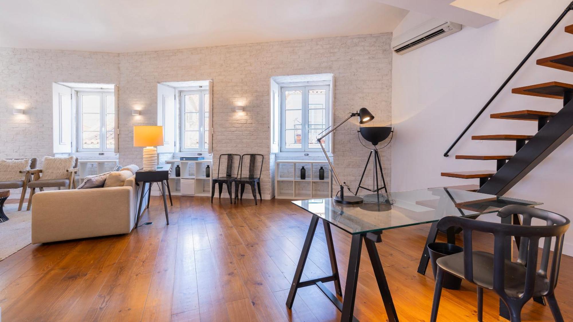 Charming 3Bdr Duplex In City Center By Lovelystay 리스본 외부 사진