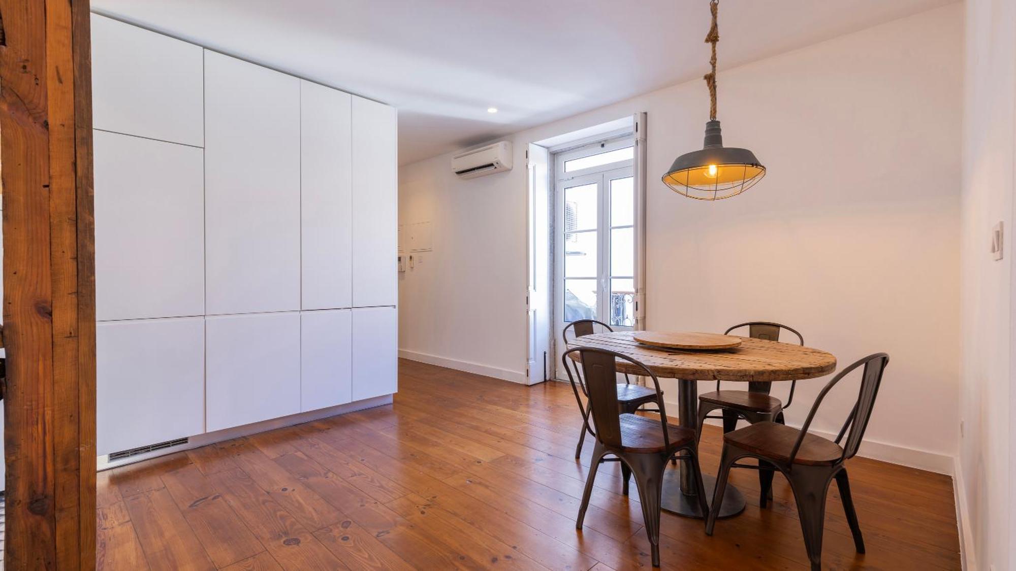Charming 3Bdr Duplex In City Center By Lovelystay 리스본 외부 사진