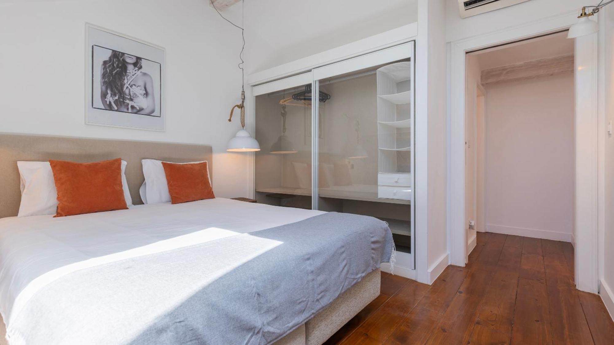 Charming 3Bdr Duplex In City Center By Lovelystay 리스본 외부 사진